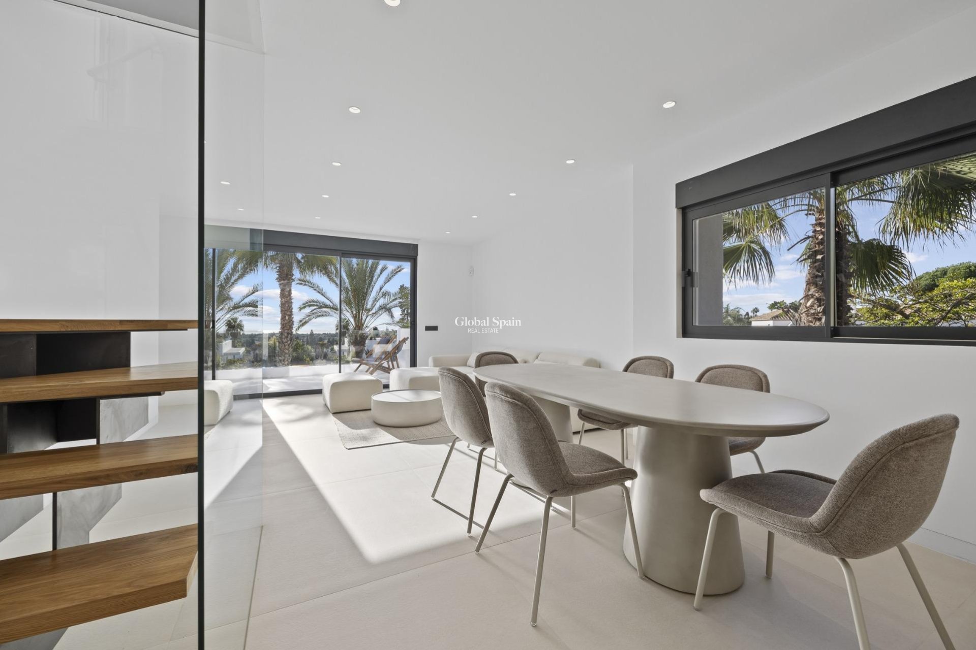 Nowo zbudowane - PENTHOUSE -
ESTEPONA - 