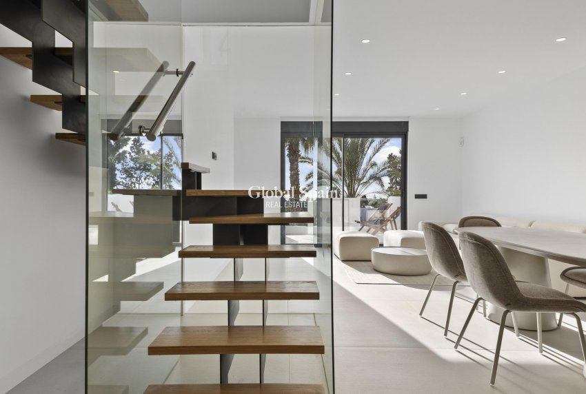 Nowo zbudowane - PENTHOUSE -
ESTEPONA - 