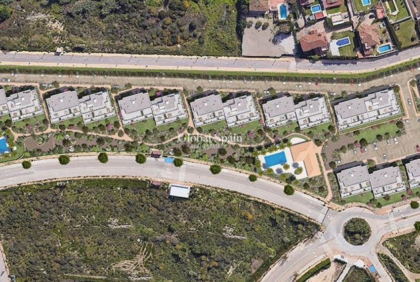 Nowo zbudowane - PENTHOUSE -
ESTEPONA - 