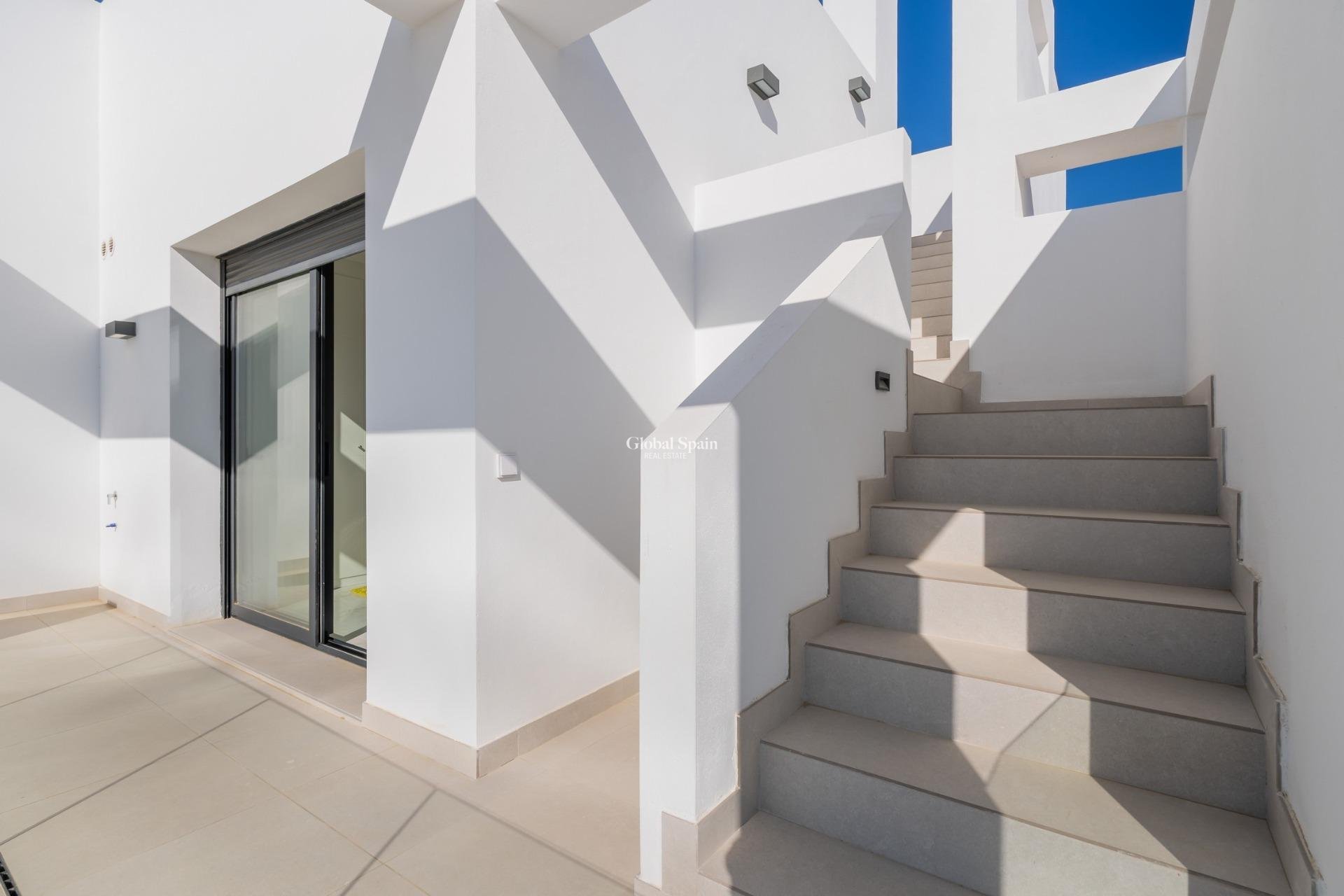 Nowo zbudowane - PENTHOUSE -
ESTEPONA - 