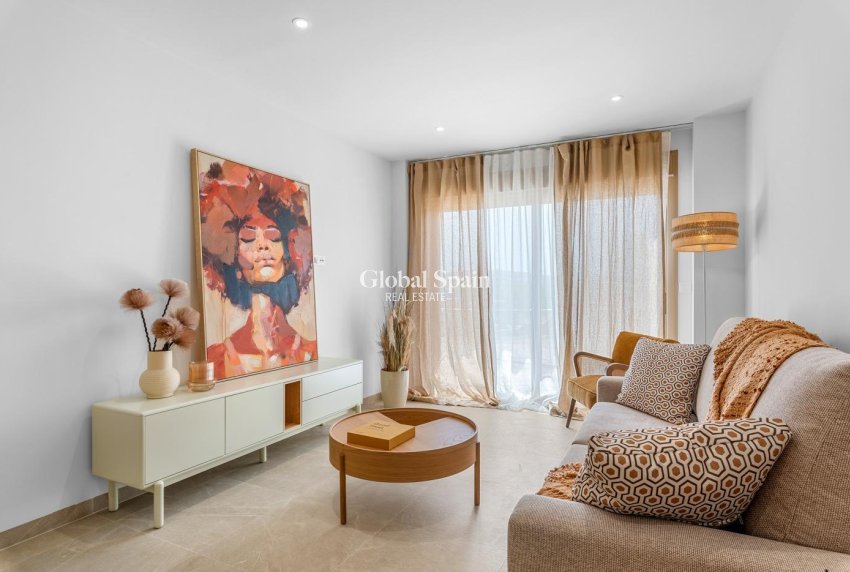 Nowo zbudowane - PENTHOUSE -
JACARILLA - pueblo