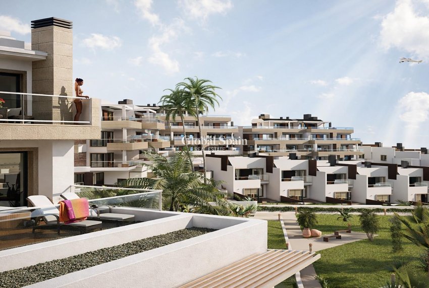 Nowo zbudowane - PENTHOUSE -
LA LÍNEA DE LA CONCEPCIÓN - Torrenueva