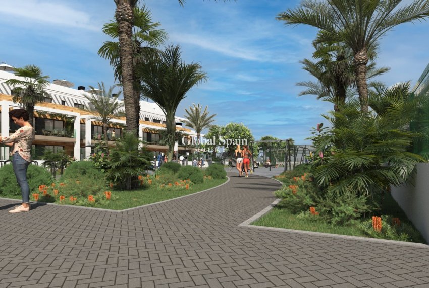 Nowo zbudowane - PENTHOUSE -
LOS ALCÁZARES - LA SERENA GOLF