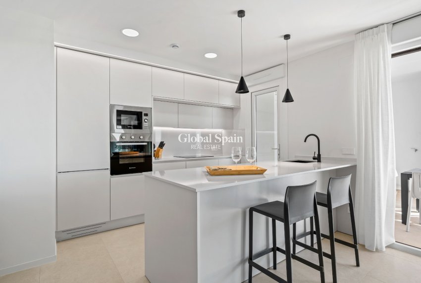 Nowo zbudowane - PENTHOUSE -
LOS ALCÁZARES