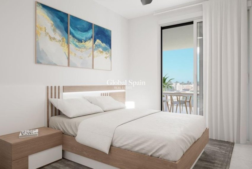 Nowo zbudowane - PENTHOUSE -
LOS ALCÁZARES