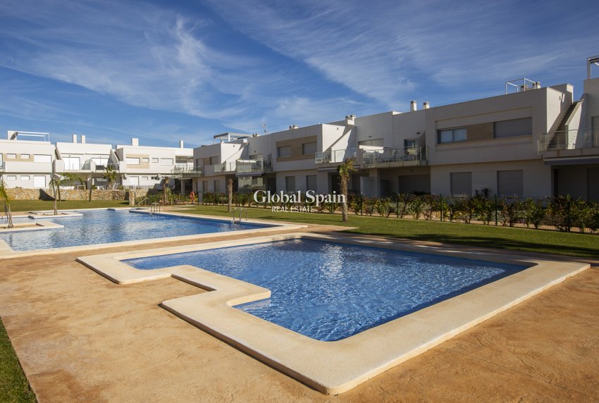 Nowo zbudowane - PENTHOUSE -
LOS MONTESINOS - Vistabella Golf