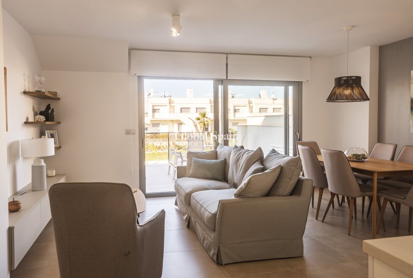 Nowo zbudowane - PENTHOUSE -
LOS MONTESINOS - Vistabella Golf