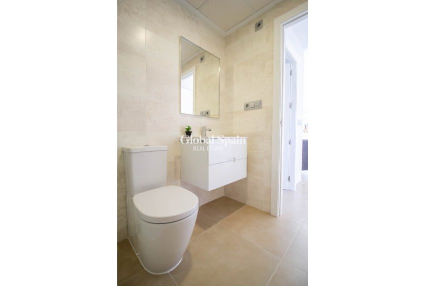 Nowo zbudowane - PENTHOUSE -
LOS MONTESINOS - Vistabella Golf