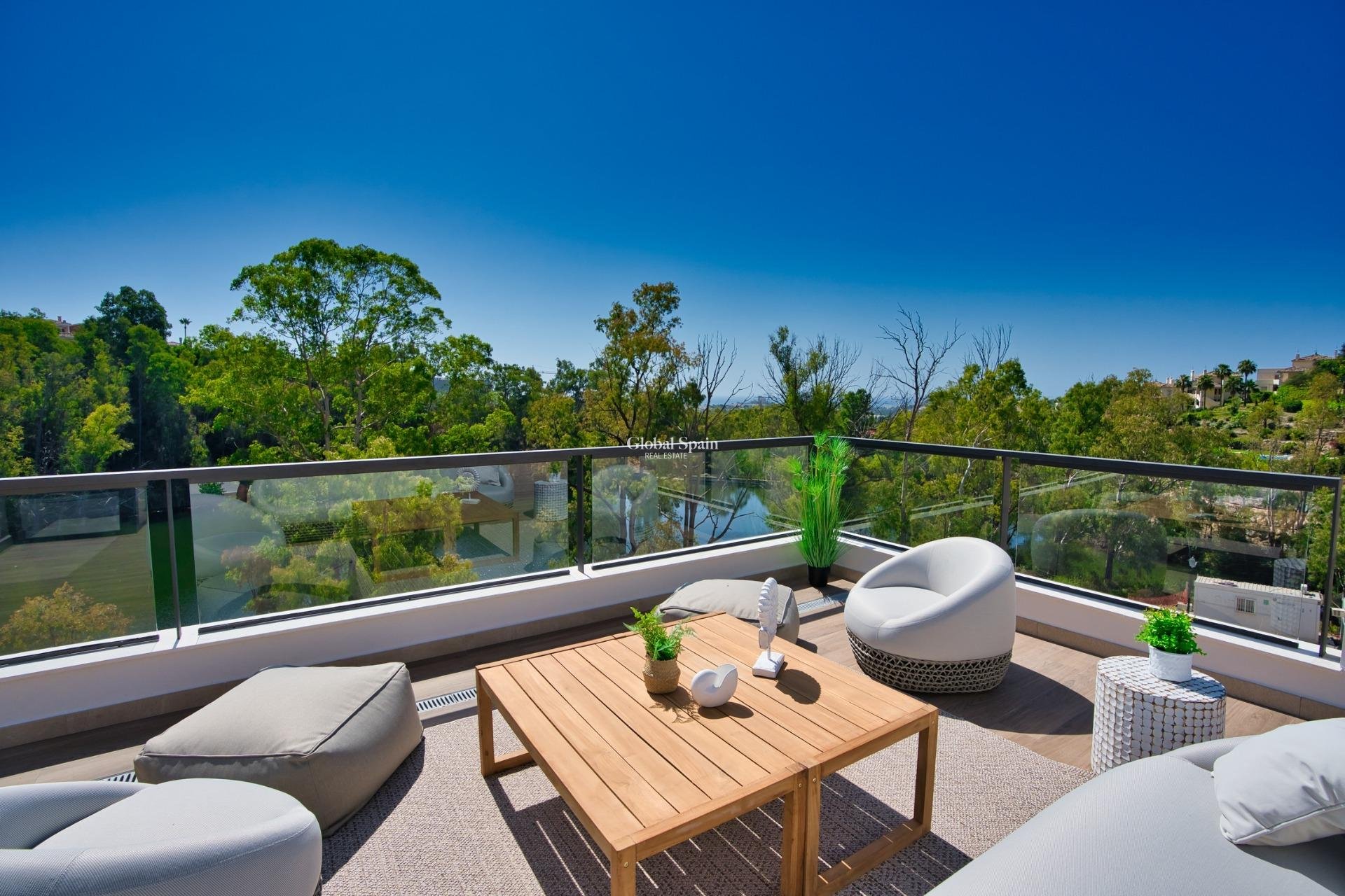 Nowo zbudowane - PENTHOUSE -
MARBELLA - 