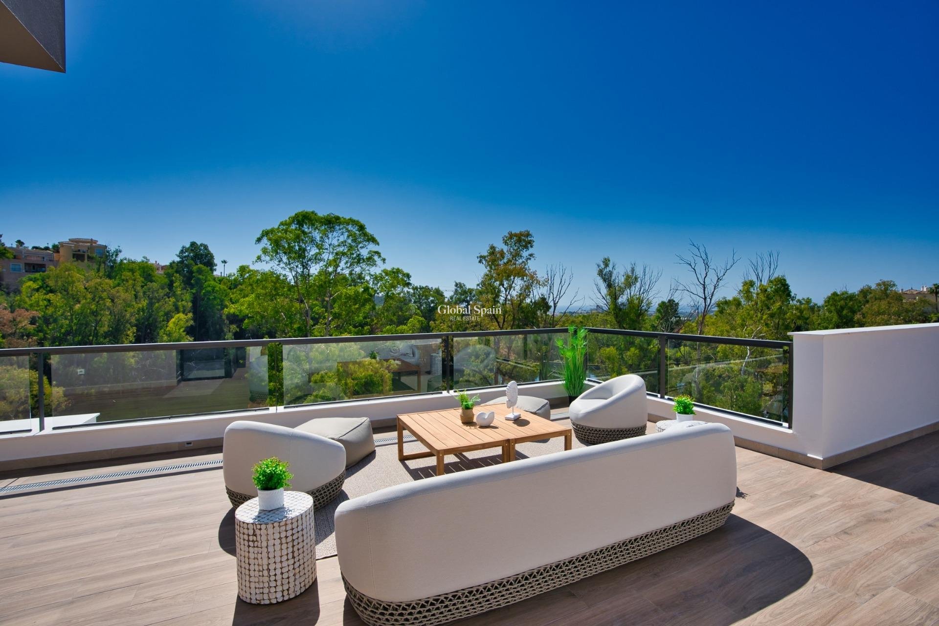 Nowo zbudowane - PENTHOUSE -
MARBELLA - 