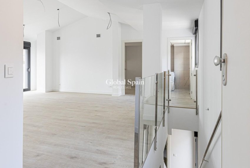 Nowo zbudowane - PENTHOUSE -
MURCIA - Centro