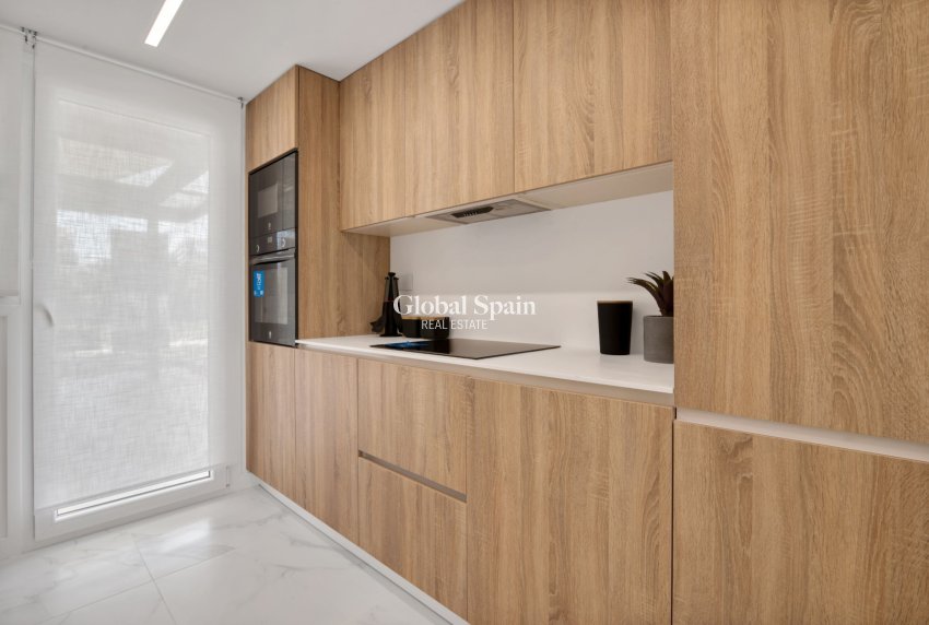 Nowo zbudowane - PENTHOUSE -
ORIHUELA COSTA - Punta Prima