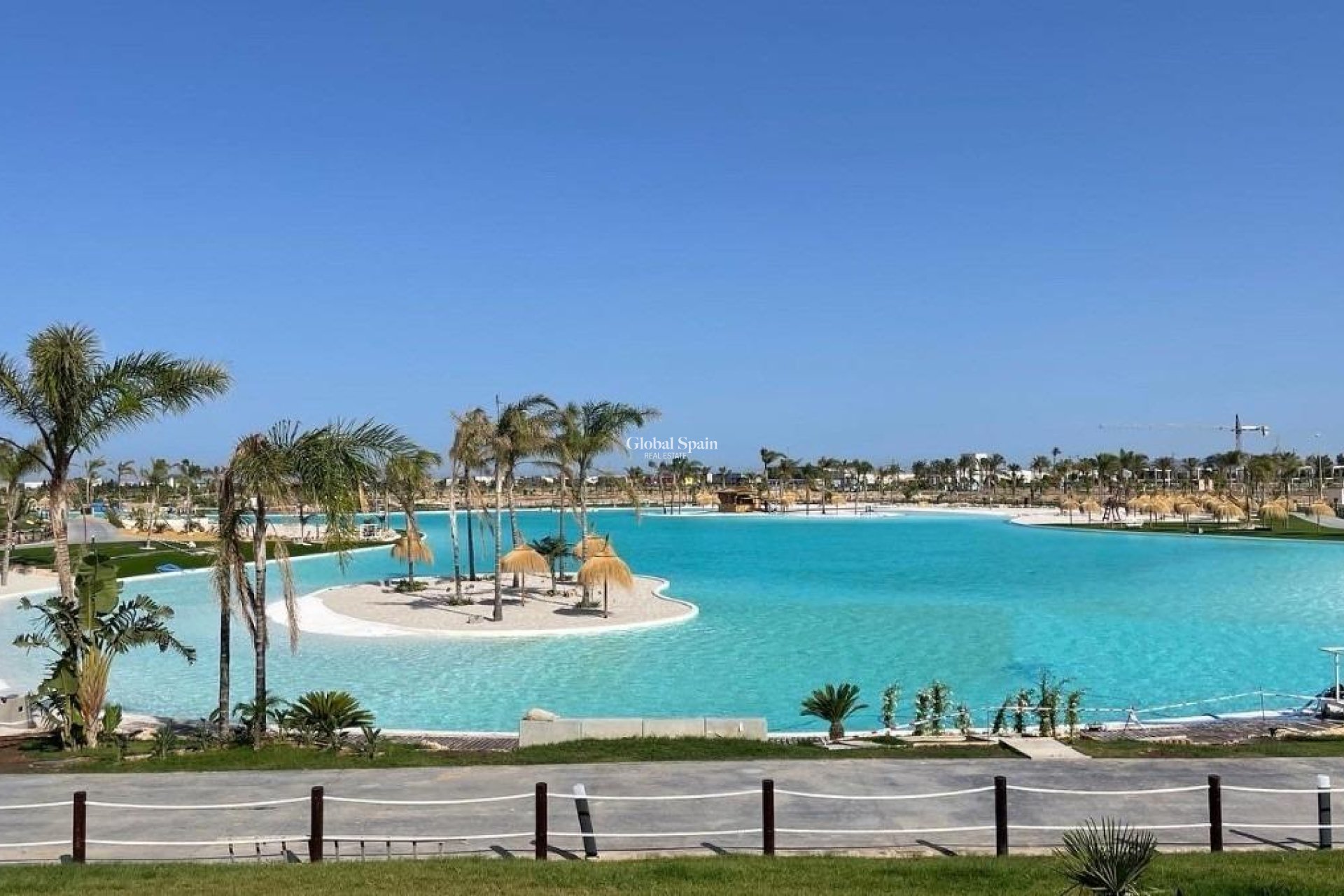 Nowo zbudowane - PENTHOUSE -
TORRE PACHECO - Santa Rosalia Lake And Life Resort