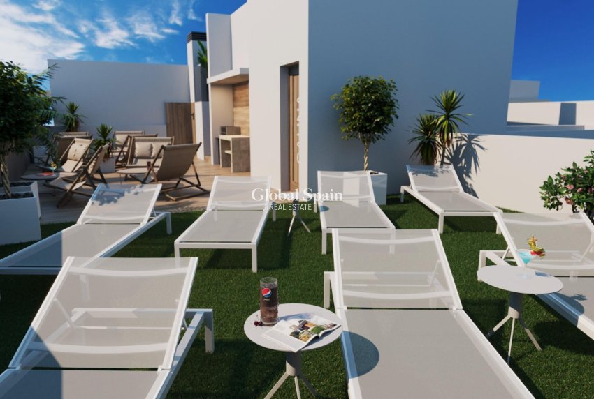 Nowo zbudowane - PENTHOUSE -
TORREVIEJA - Center