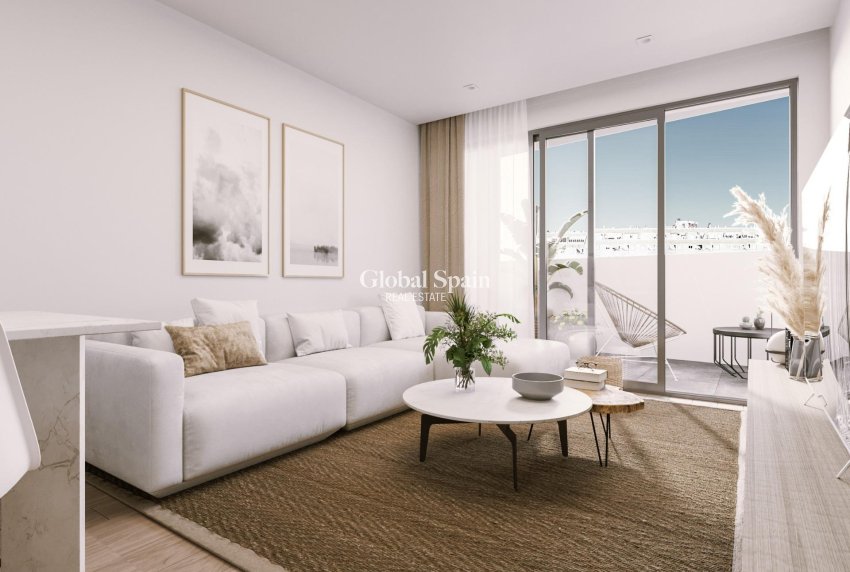 Nowo zbudowane - PENTHOUSE -
TORREVIEJA - Center