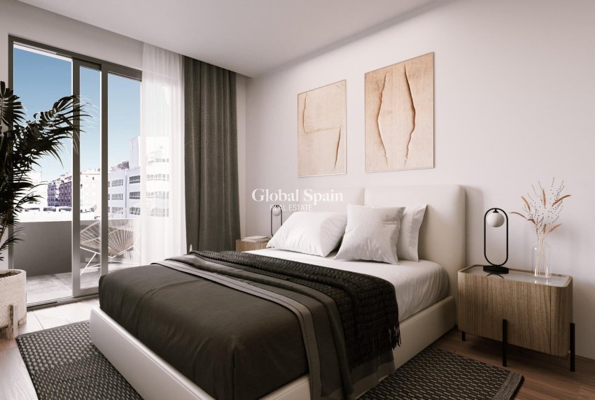 Nowo zbudowane - PENTHOUSE -
TORREVIEJA - Center