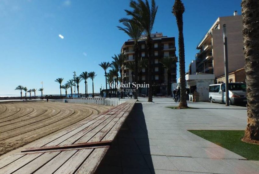 Nowo zbudowane - PENTHOUSE -
TORREVIEJA - Cerca Playa del Cura