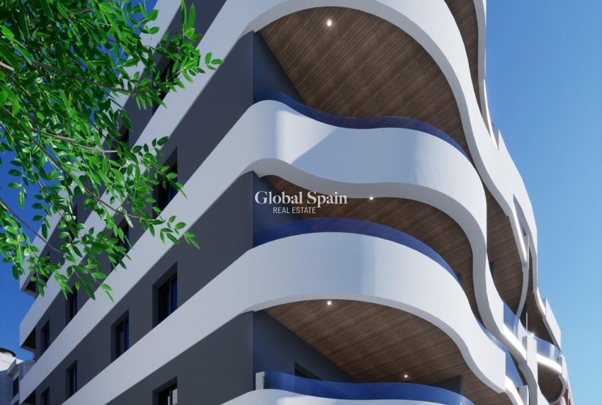 Nowo zbudowane - PENTHOUSE -
TORREVIEJA - Habaneras