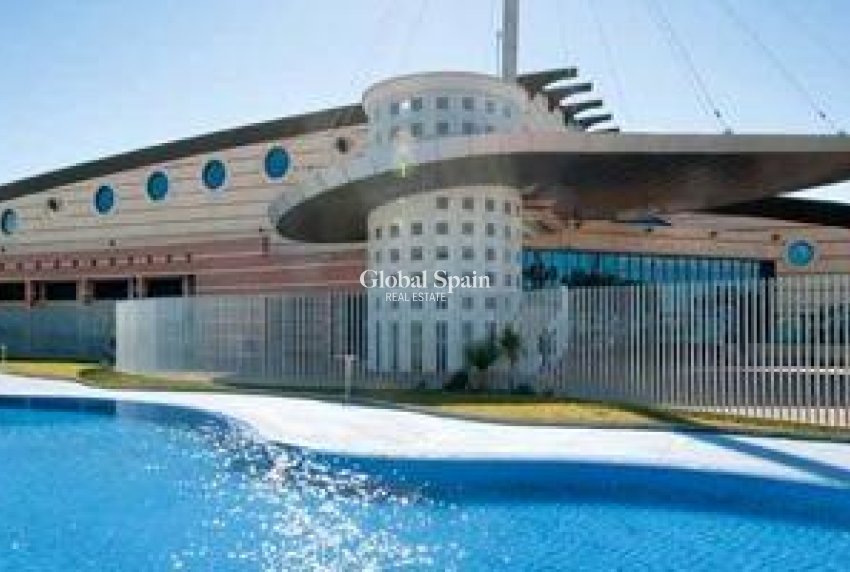 Nowo zbudowane - PENTHOUSE -
TORREVIEJA - Habaneras