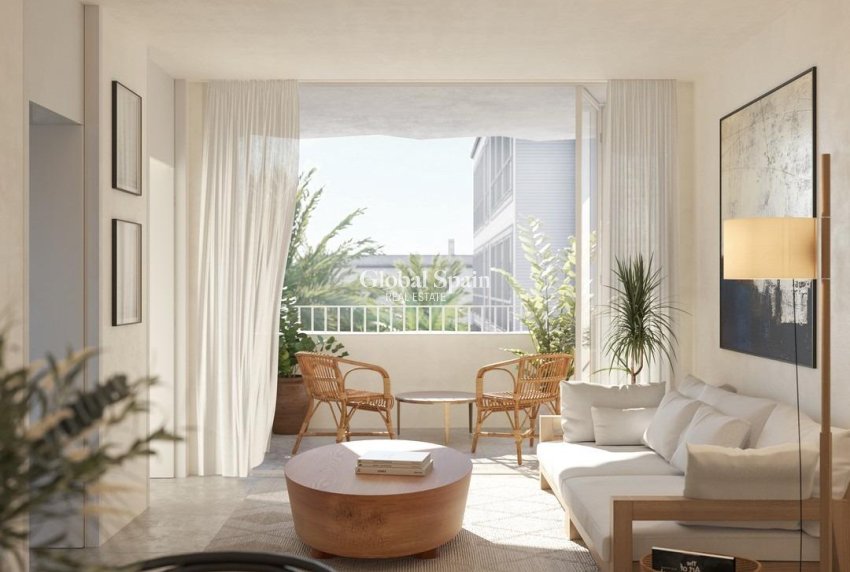 Nowo zbudowane - PENTHOUSE -
TORREVIEJA - Playa de los Locos