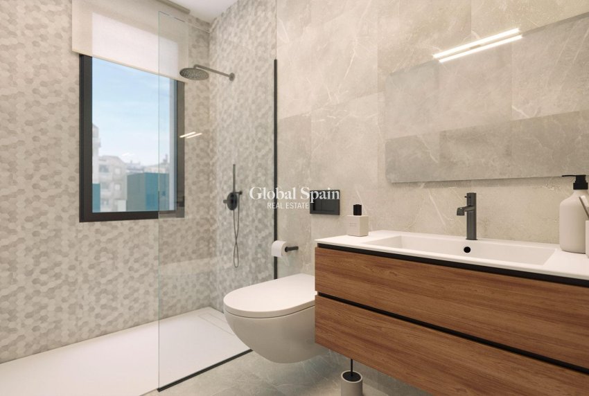Nowo zbudowane - PENTHOUSE -
TORREVIEJA - Playa del Acequión