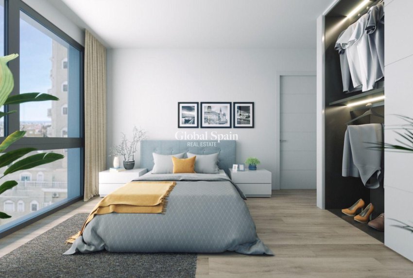 Nowo zbudowane - PENTHOUSE -
TORREVIEJA - Playa del Cura