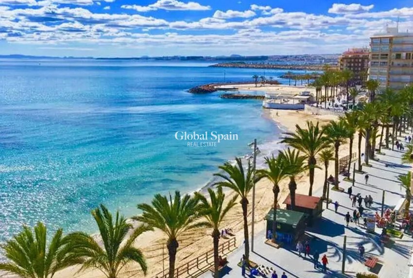 Nowo zbudowane - PENTHOUSE -
TORREVIEJA - 