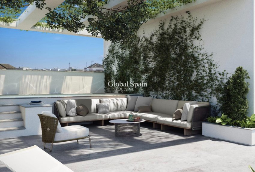 Nowo zbudowane - PENTHOUSE -
TORREVIEJA - 