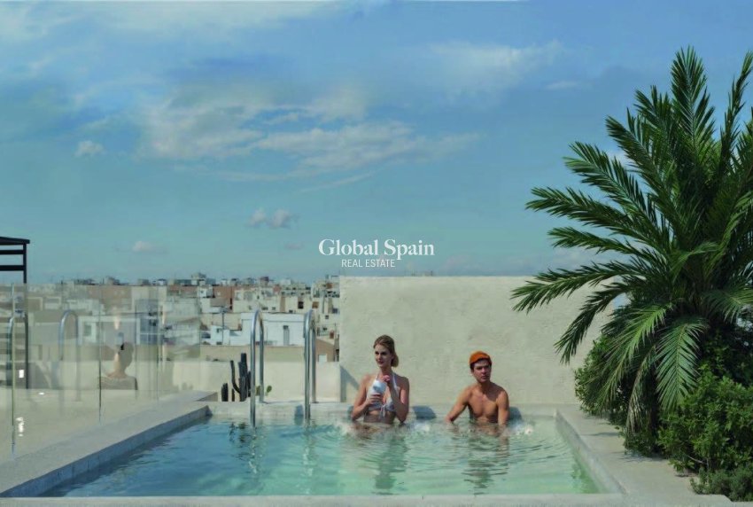 Nowo zbudowane - PENTHOUSE -
TORREVIEJA - 