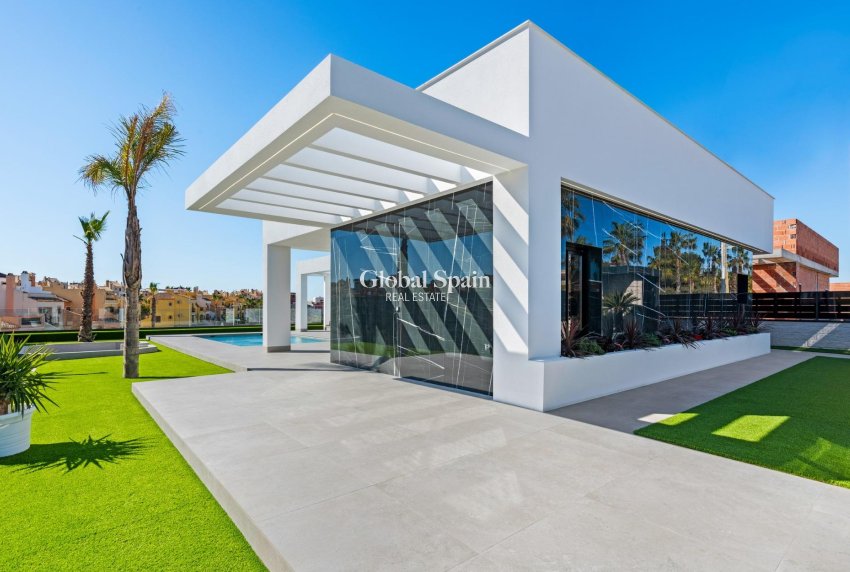 Nowo zbudowane - WILLA  -
ALGORFA - LA FINCA GOLF / ALGORFA