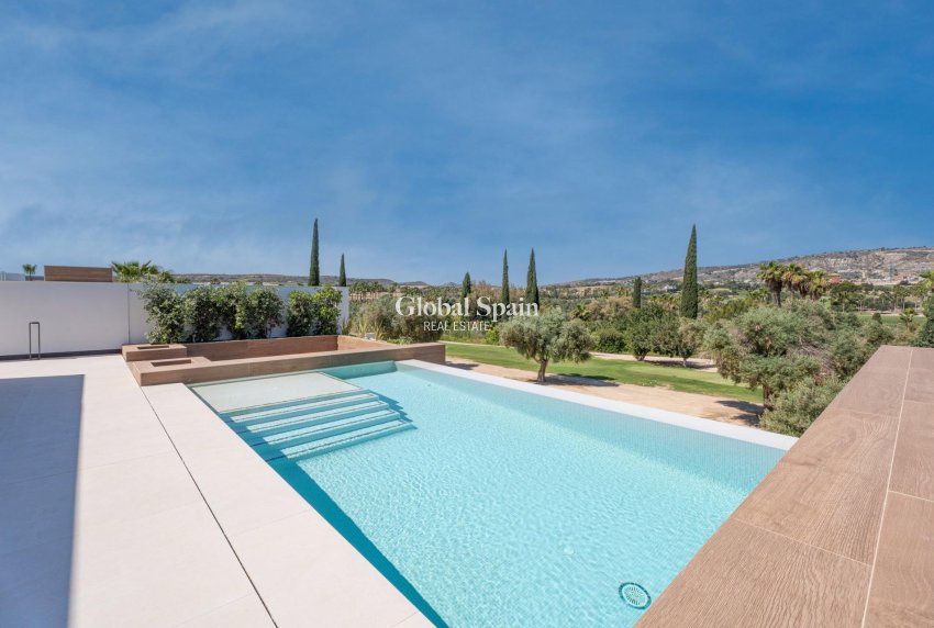 Nowo zbudowane - WILLA  -
ALGORFA - LA FINCA GOLF / ALGORFA