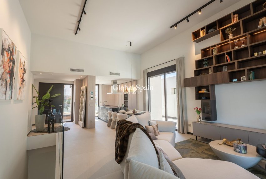 Nowo zbudowane - WILLA  -
ALGORFA - LA FINCA GOLF / ALGORFA