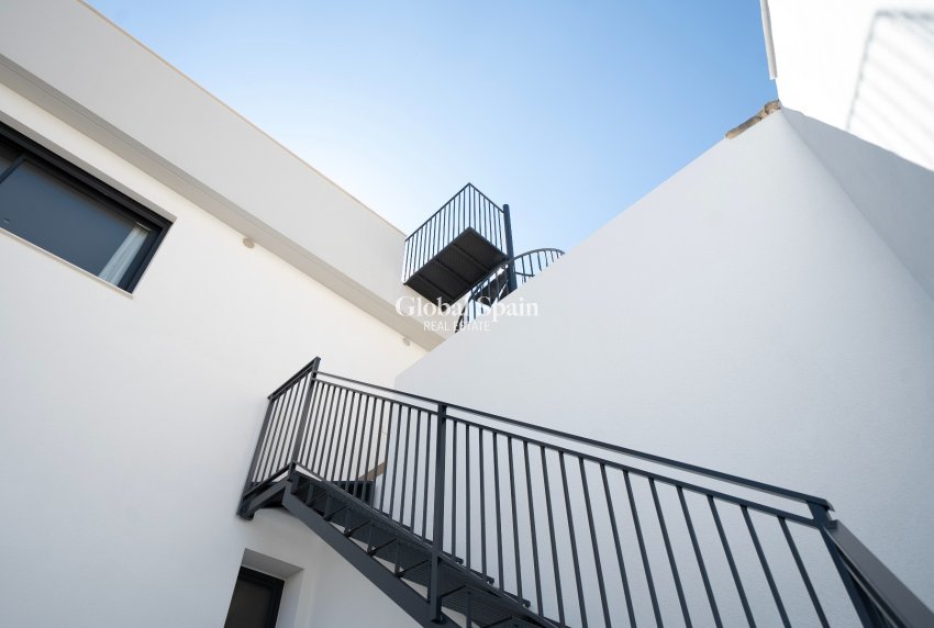 Nowo zbudowane - Willa -
ALGORFA - LA FINCA GOLF / ALGORFA