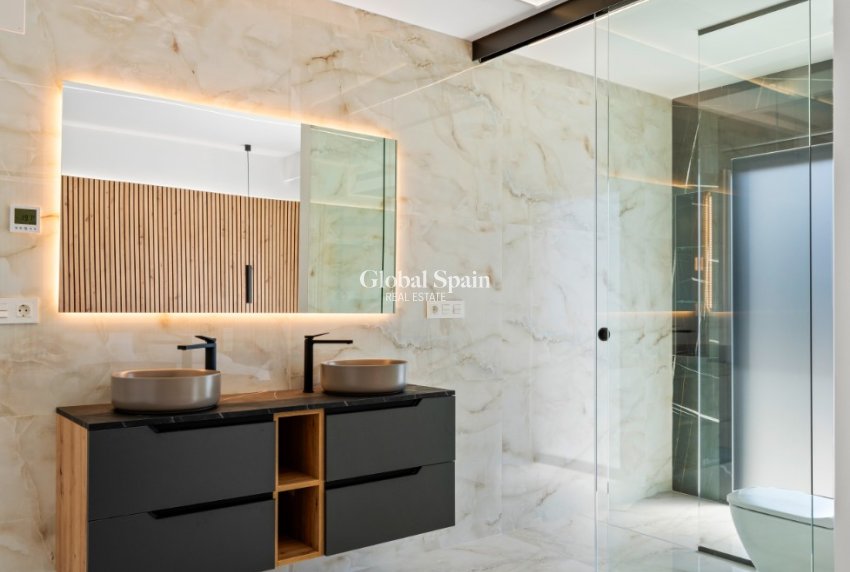 Nowo zbudowane - WILLA  -
ALGORFA