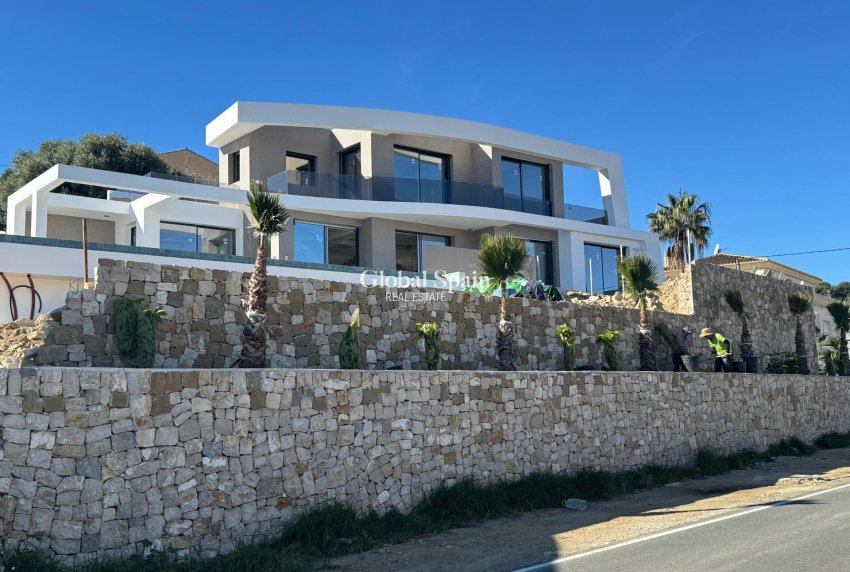 Nowo zbudowane - WILLA  -
BENISSA - Playa de La Fustera