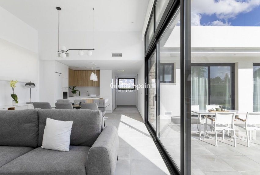 Nowo zbudowane - Willa -
Calasparra - Coto riñales