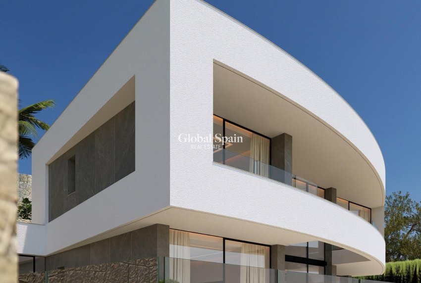 Nowo zbudowane - WILLA  -
CALPE - Empedrola