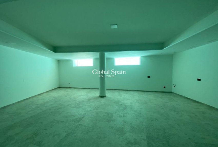 Nowo zbudowane - Willa -
Calpe - La Fustera