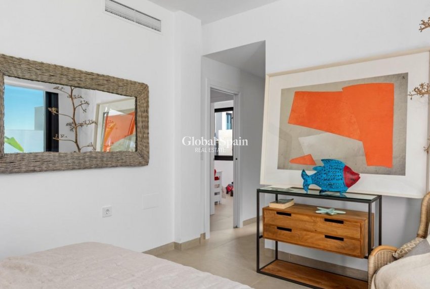 Nowo zbudowane - Willa -
CARTAGENA - Mar de Cristal