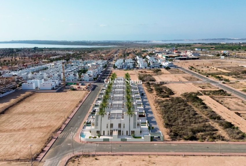 Nowo zbudowane - Willa -
CIUDAD QUESADA