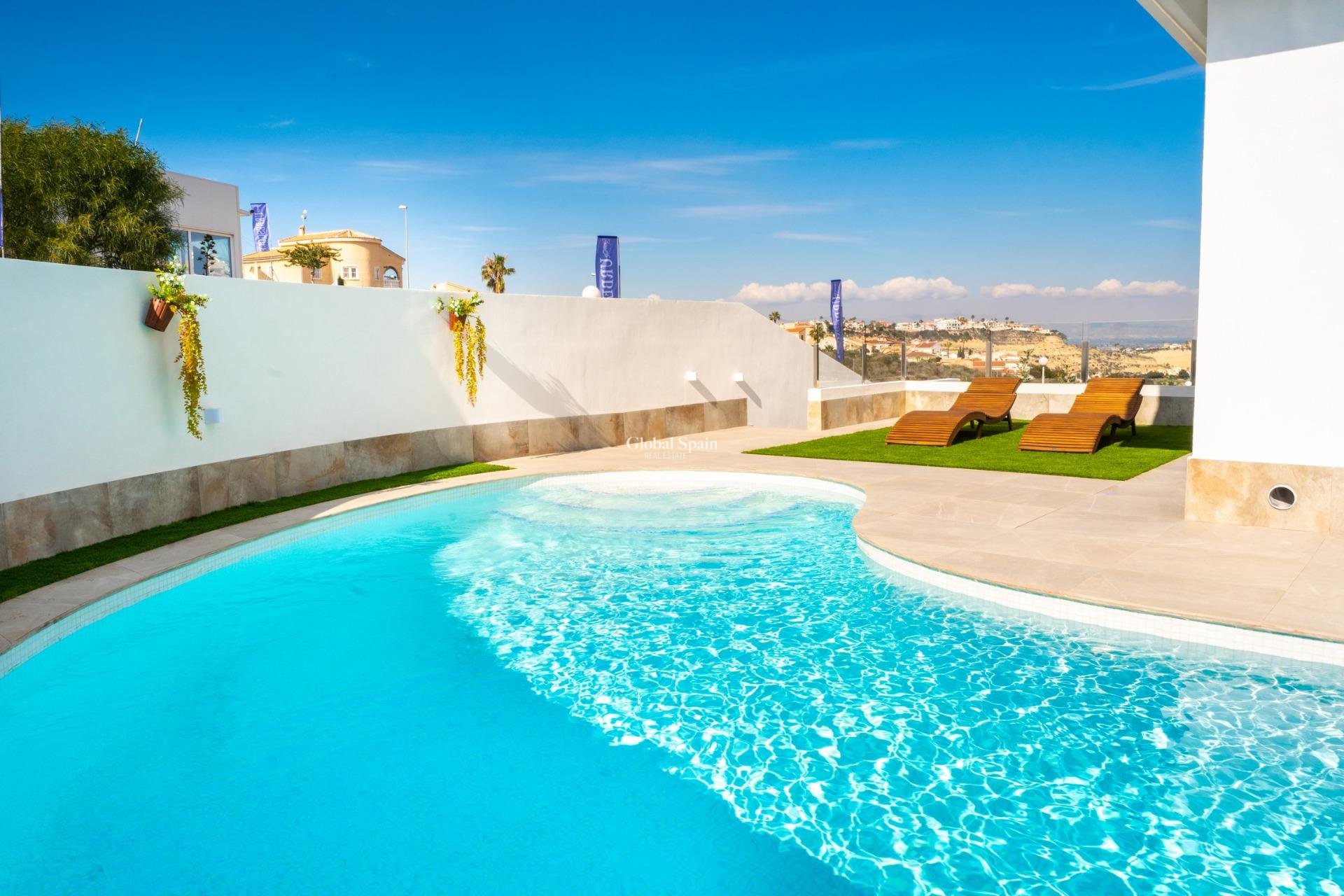 Nowo zbudowane - Willa -
CIUDAD QUESADA