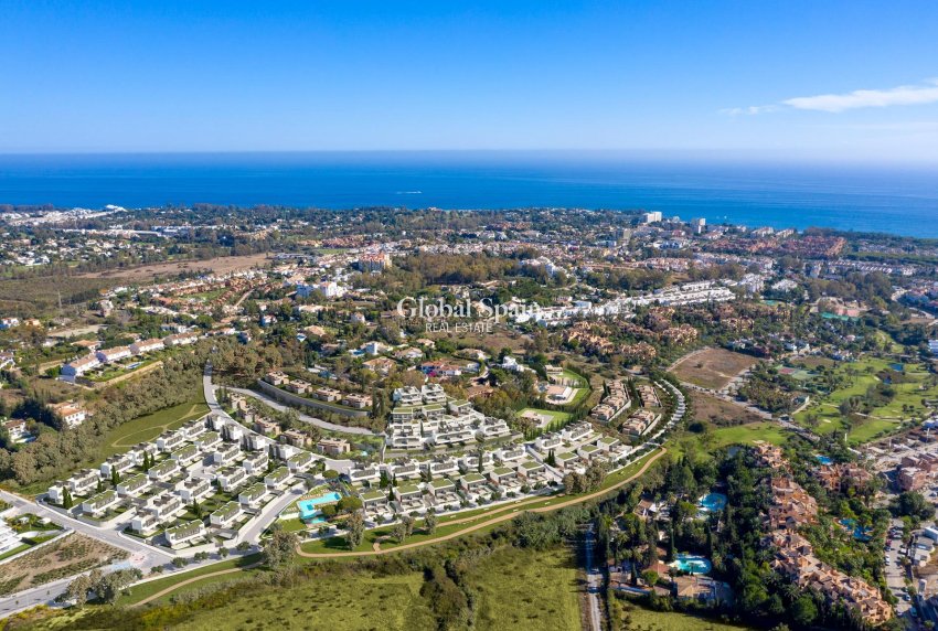 Nowo zbudowane - WILLA  -
ESTEPONA - Atalaya Golf