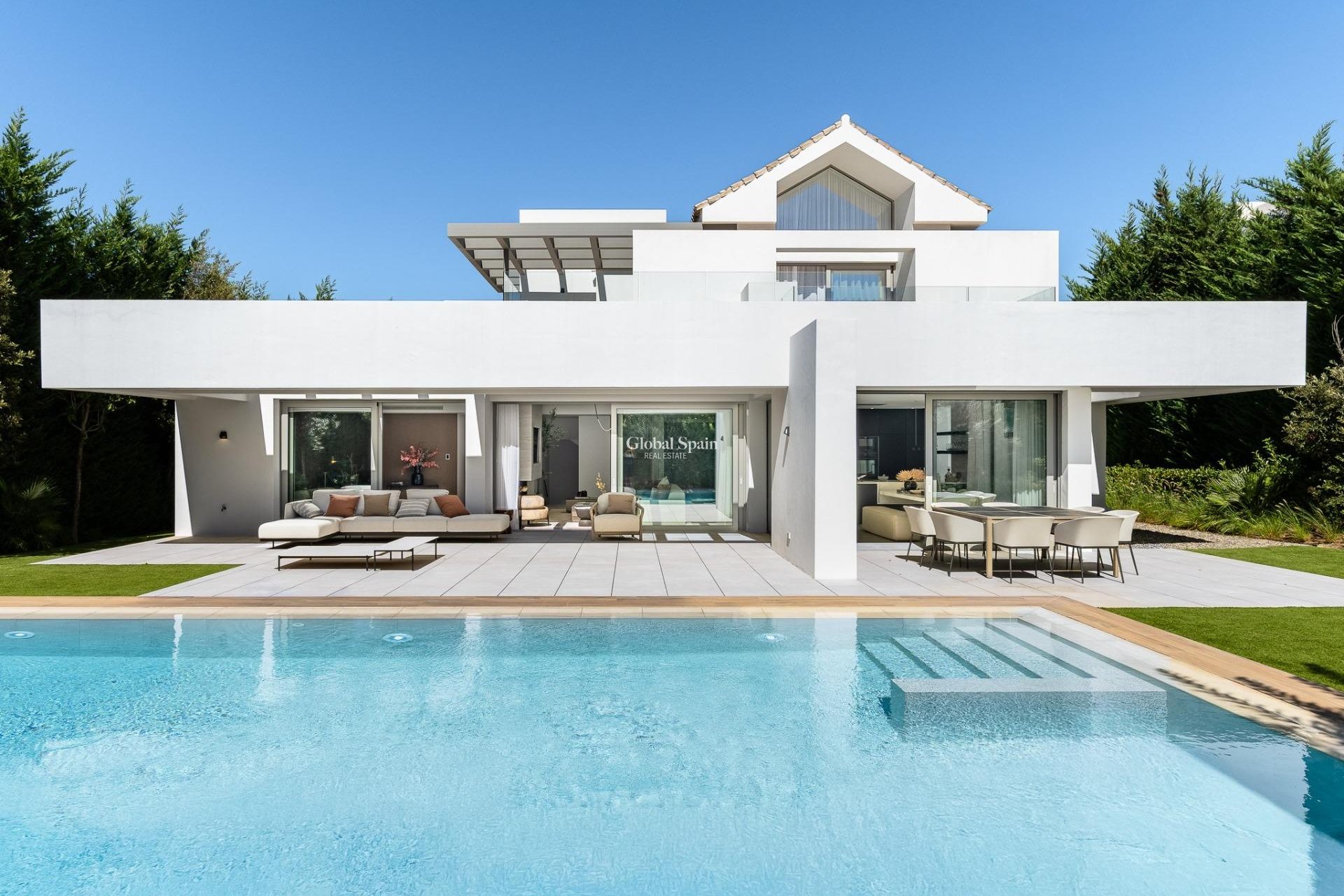 Nowo zbudowane - WILLA  -
ESTEPONA - Paraiso Alto