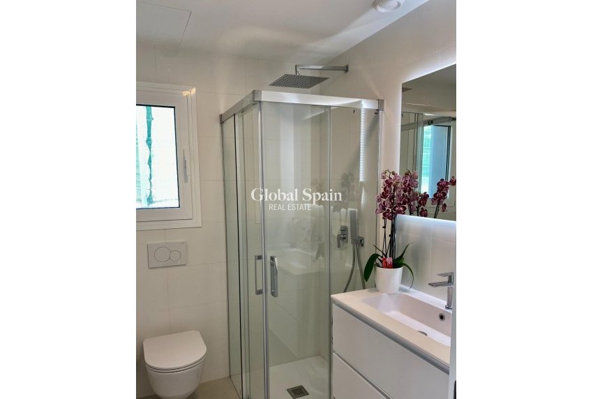 Nowo zbudowane - Willa -
FINESTRAT