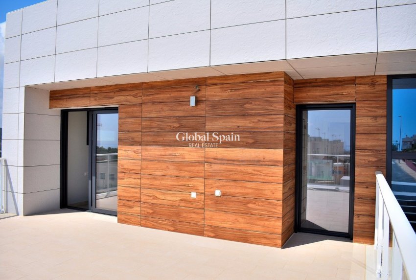 Nowo zbudowane - Willa -
FINESTRAT