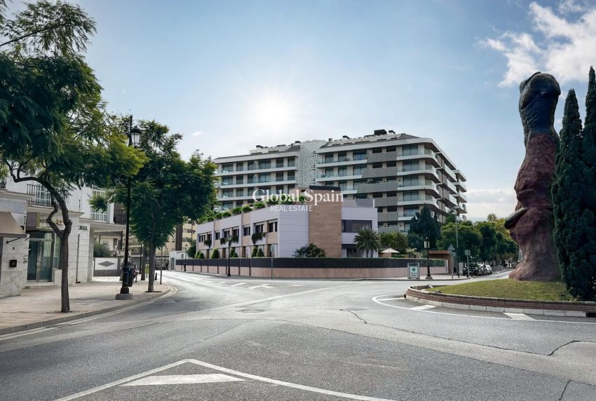 Nowo zbudowane - WILLA  -
FUENGIROLA - 