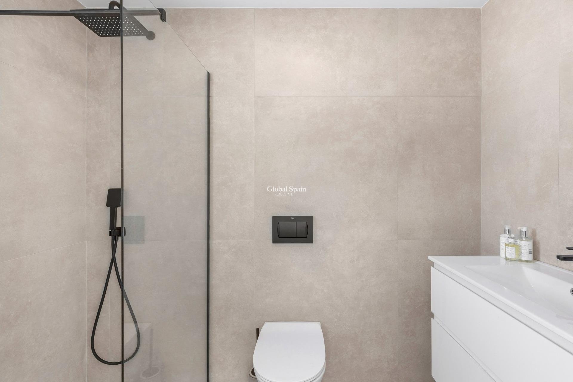 Nowo zbudowane - WILLA  -
LOS ALCÁZARES