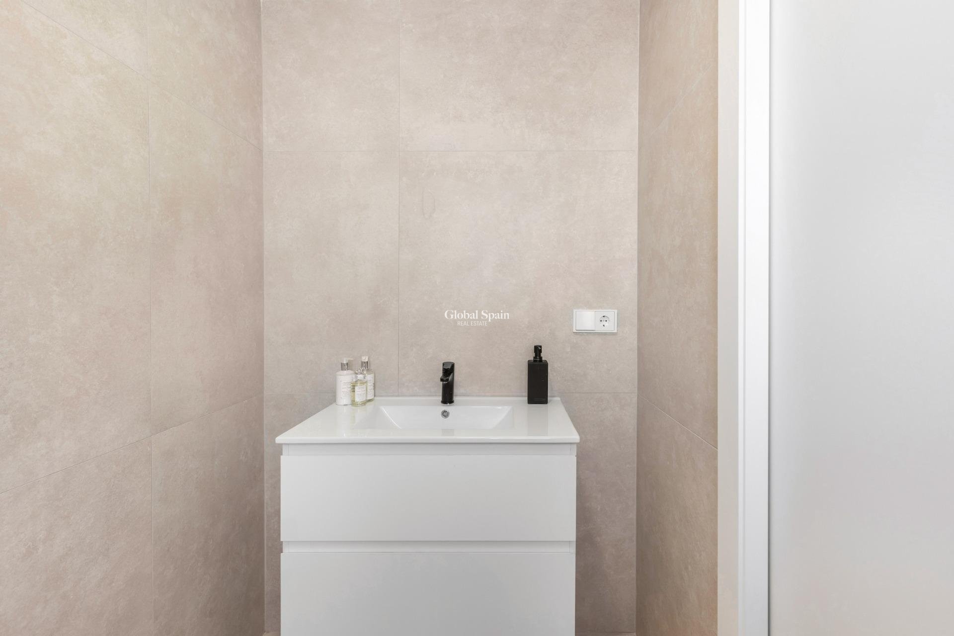 Nowo zbudowane - WILLA  -
LOS ALCÁZARES