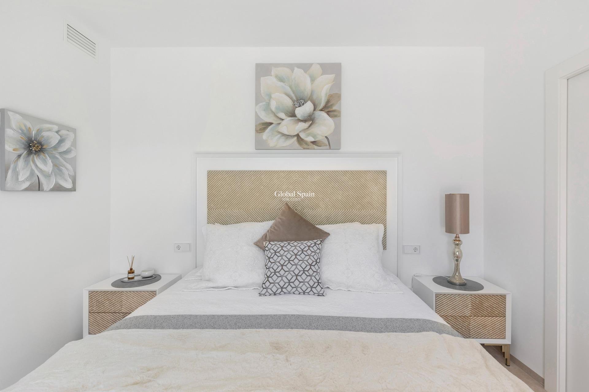 Nowo zbudowane - WILLA  -
LOS ALCÁZARES