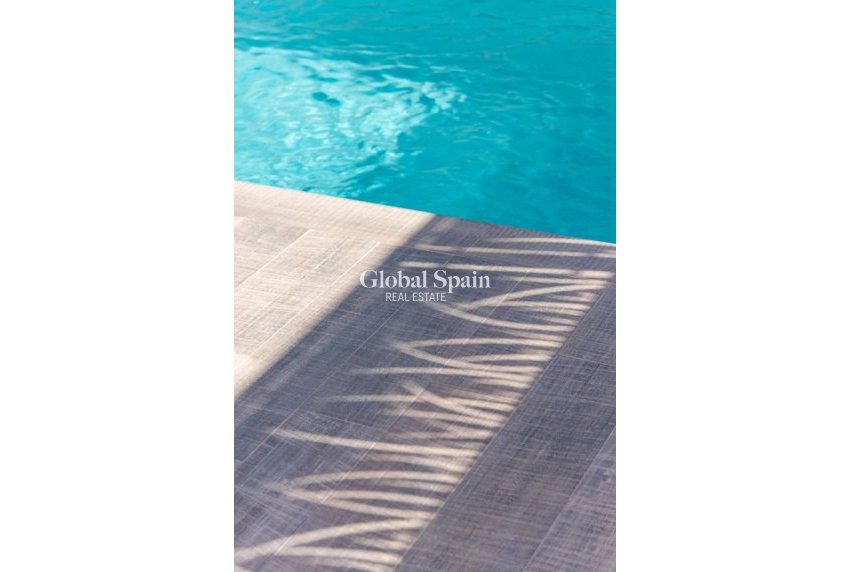 Nowo zbudowane - Willa -
LOS MONTESINOS - La Herada